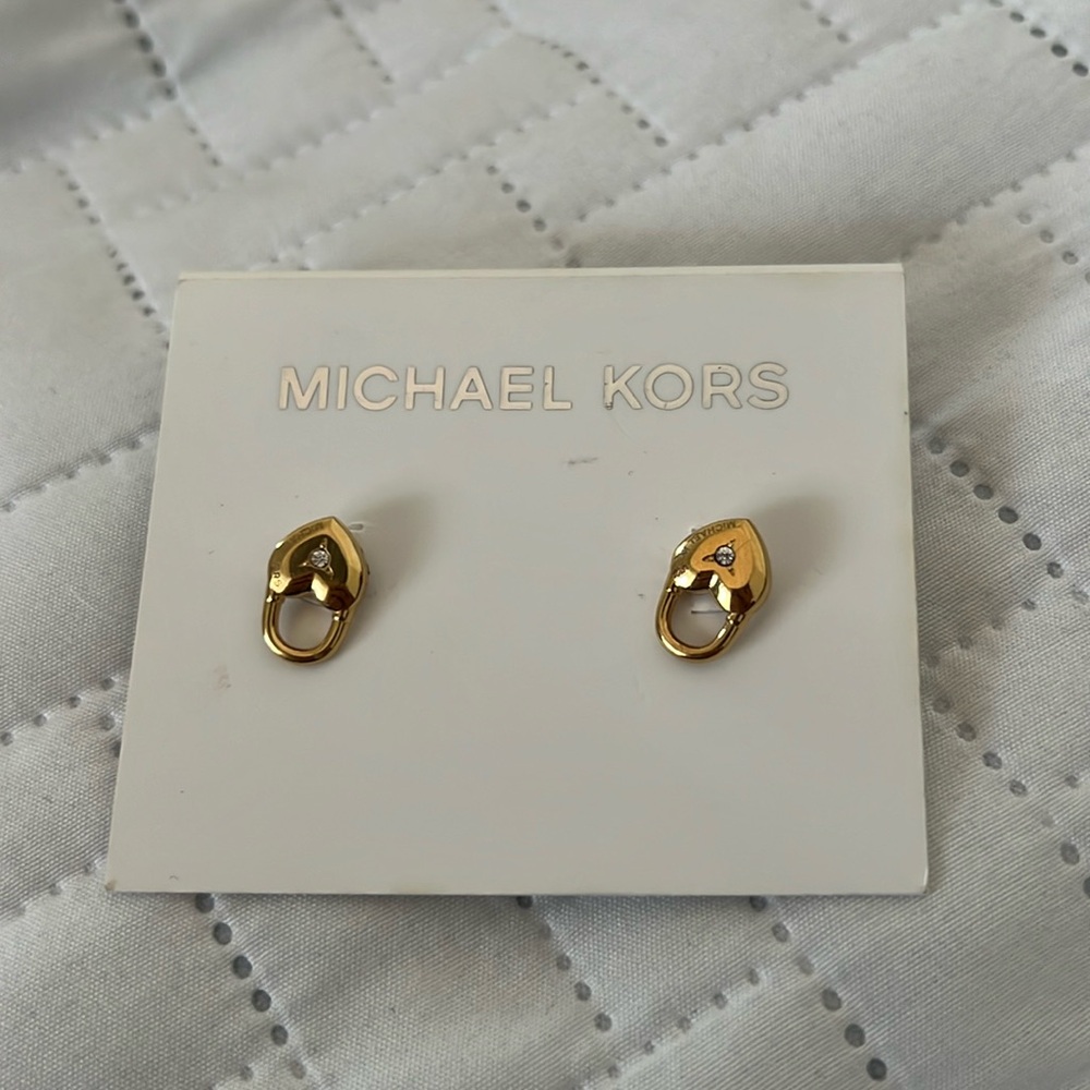 Michael Kors • gold earrings